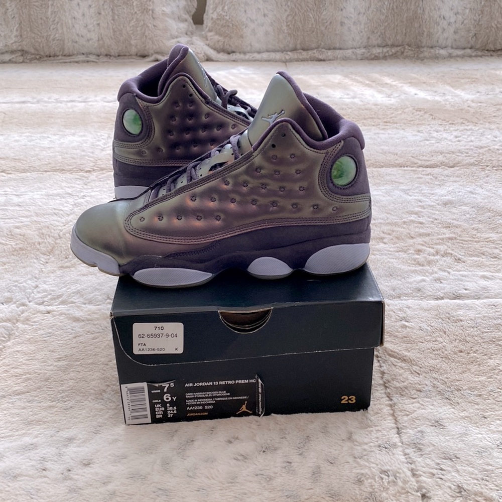Jordan (Retro) 13s_Premiums, Dark Raisins__ Sz 6Y